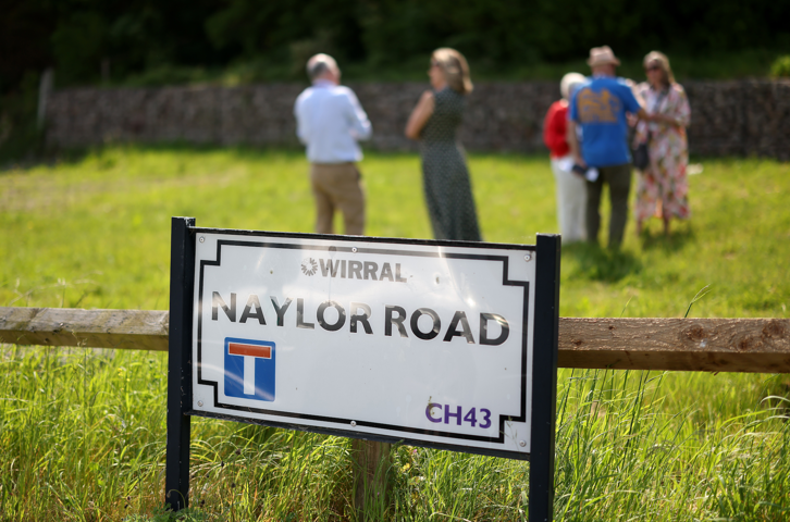 Naylor Road sign